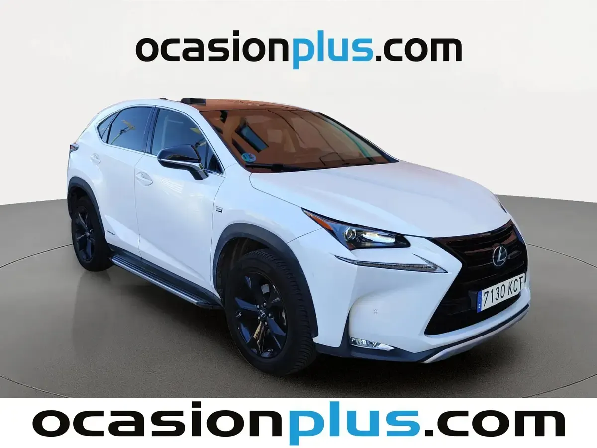 Usado Lexus NX300h Sport Line 197 CV (144 kW) 2017 Blanco SUV
