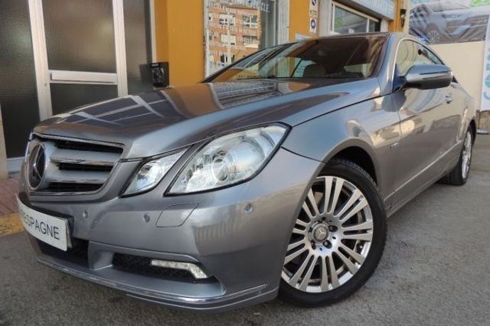 Gris Usado 2009 Mercedes E350 Avantgarde Berlina | 14.990 € (Precio justo) - Imagen 1/4