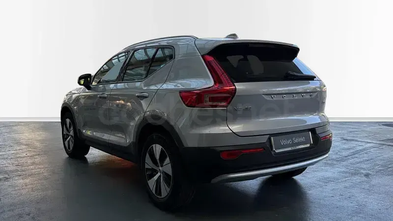 Usado Volvo XC40 Core 163 CV (119 kW) 2024 Gris / plata SUV