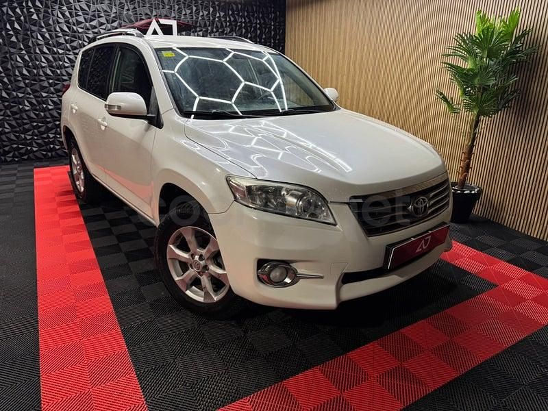Usado Toyota RAV4 Advance 150 CV (110 kW) 2011 Blanco SUV