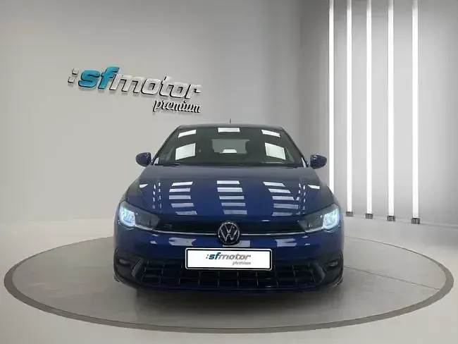 Usado VW Polo R-line 95 HP (69 kW) 2021 Azul Sedan