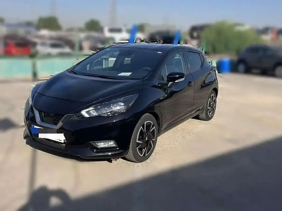Usado Nissan Micra Acenta 101 CV (74 kW) 2022 Negro Utilitario