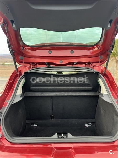 Rojo Usado 2017 Renault Clio IV Zen Berlina | 10.100 € (Precio justo) - Imagen 1/4