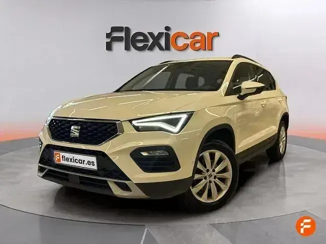 Usado Seat Ateca Style 150 CV (110 kW) 2023 Blanco SUV