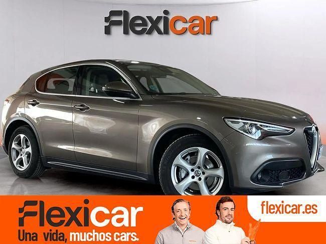 Gris Usado 2017 Alfa Romeo Stelvio Executive SUV | 19.990 € (Precio justo) - Imagen 1/4