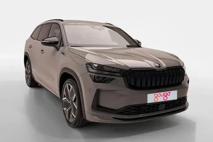 Usado Skoda Kodiaq SportLine 150 CV (110 kW) 2025 Gris SUV
