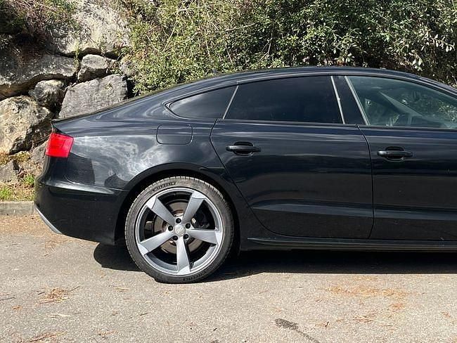 Usado Audi A5 Sportback S-line plus 245 CV (180 kW) 2015 Negro Utilitario