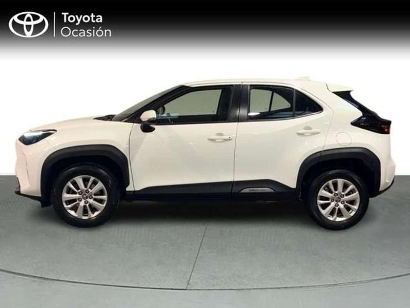 Używany Toyota Yaris Cross Business Edition 116 KM (85 kW) 2021 Biały SUV