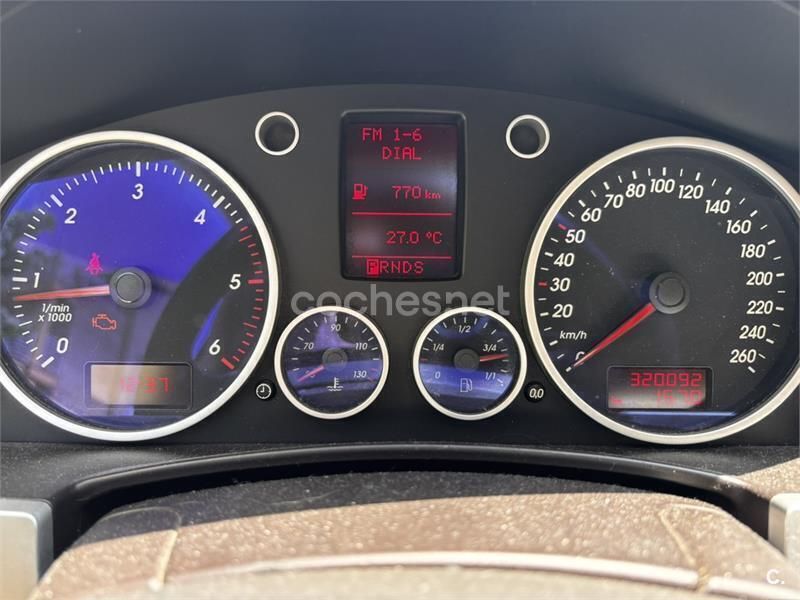 Negro Usado 2006 VW Touareg SUV | 7800 € (Precio justo) - Imagen 1/4