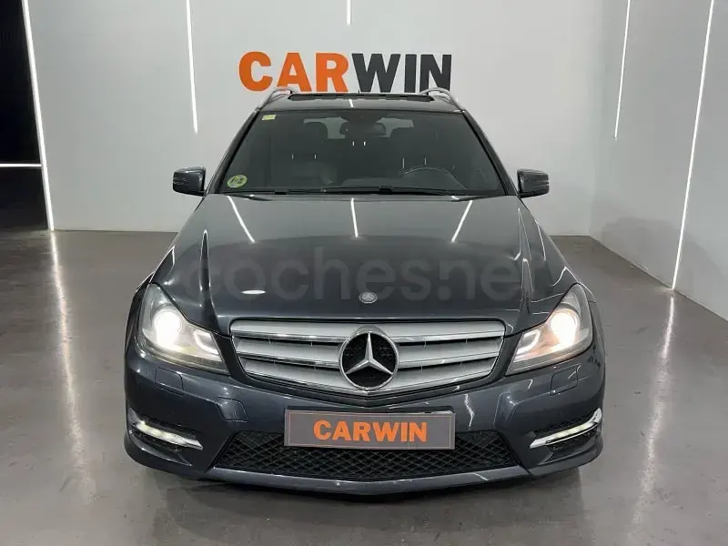 Usado Mercedes C350 Avantgarde 265 CV (194 kW) 2013 Gris / plata Familiar