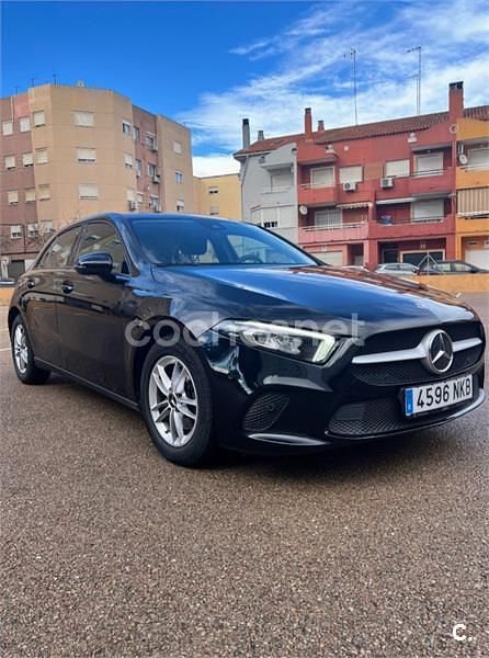 Usado Mercedes A200 150 CV (110 kW) 2021 Negro Berlina