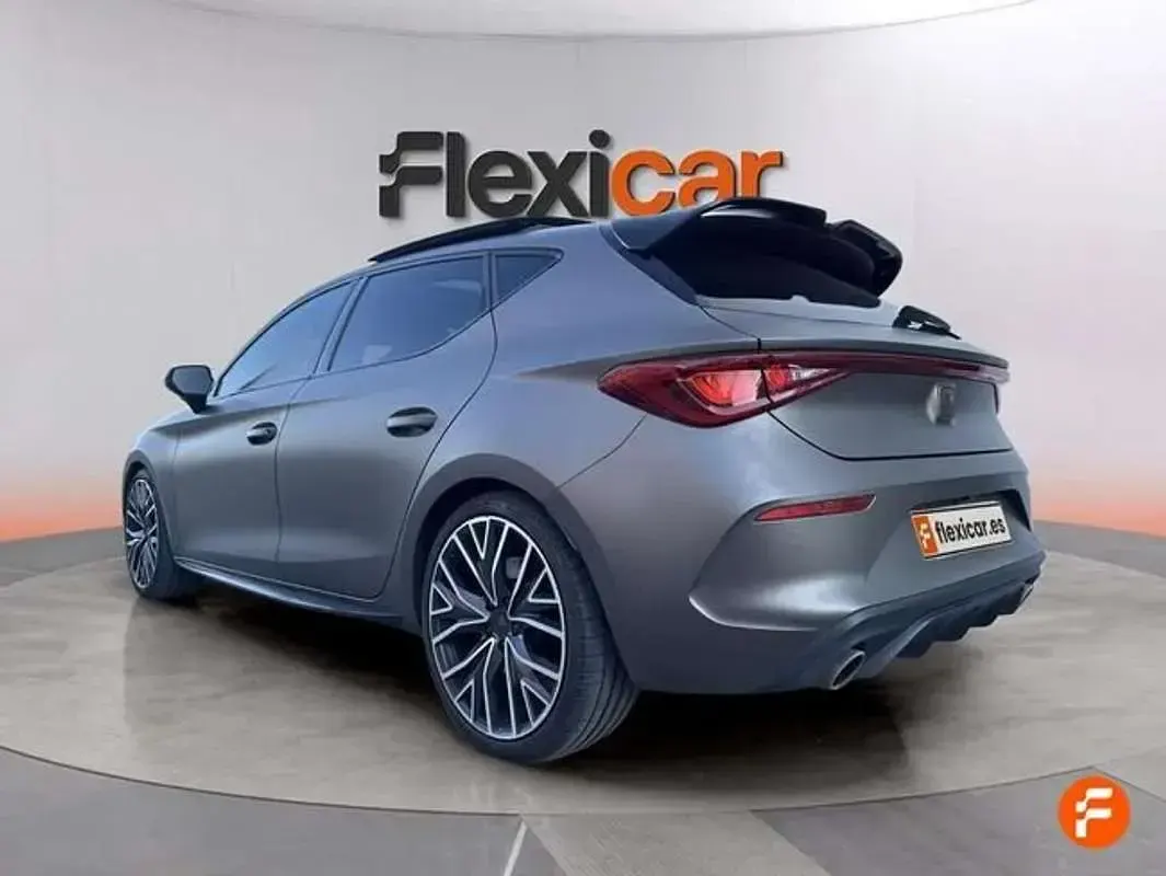 Usado Cupra Leon VZ 300 CV (220 kW) 2023 Marrón Utilitario