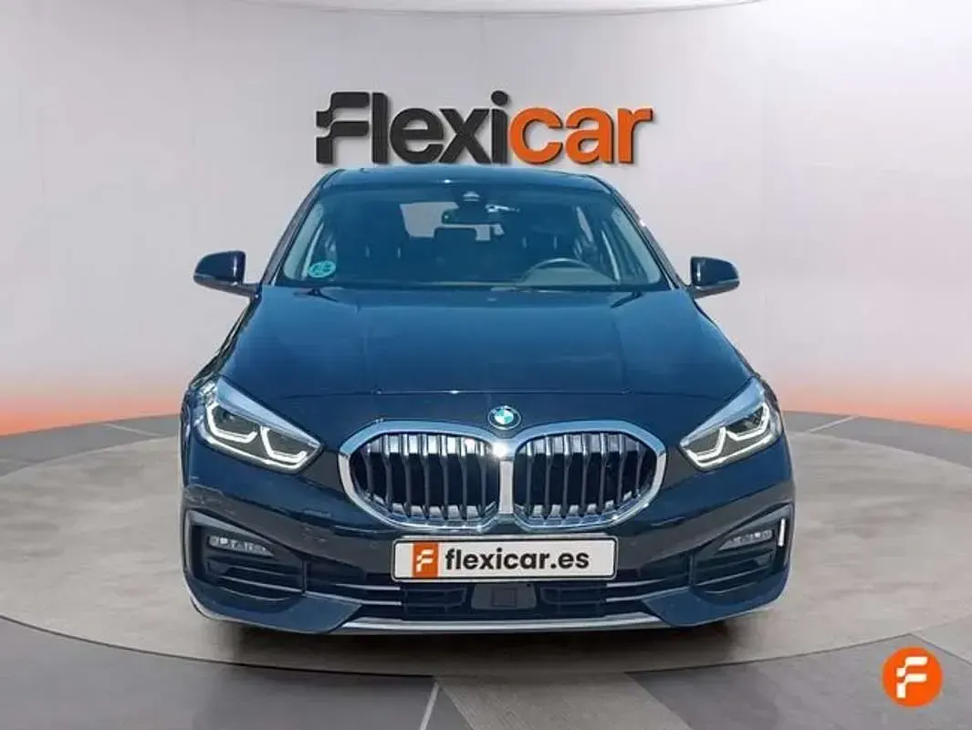 Usado BMW 118 136 CV (100 kW) 2023 Negro Utilitario