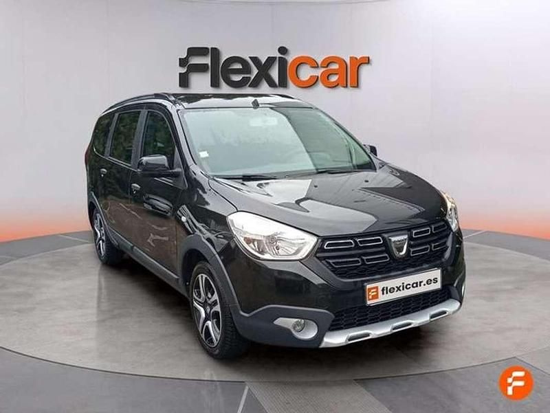Usado Dacia Lodgy 116 CV (85 kW) 2021 Negro Monovolumen