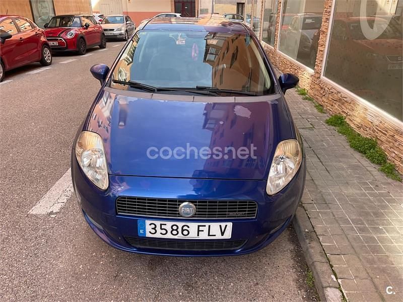 Usado Fiat Punto Classica 70 CV (51 kW) 2007 Azul Utilitario