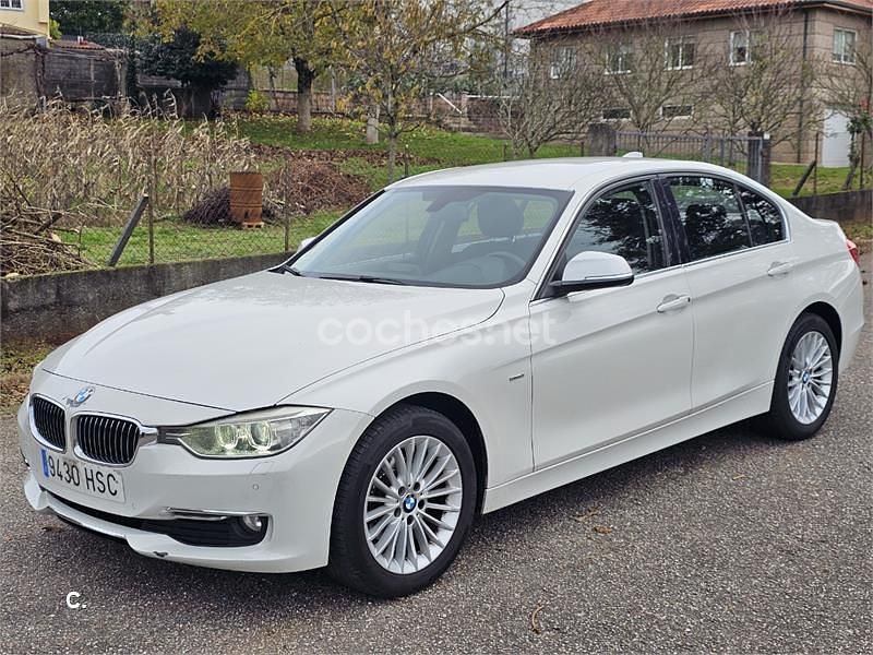 Blanco Usado 2013 BMW 318 Sport Line Berlina | 6999 € (Precio justo) - Imagen 1/4