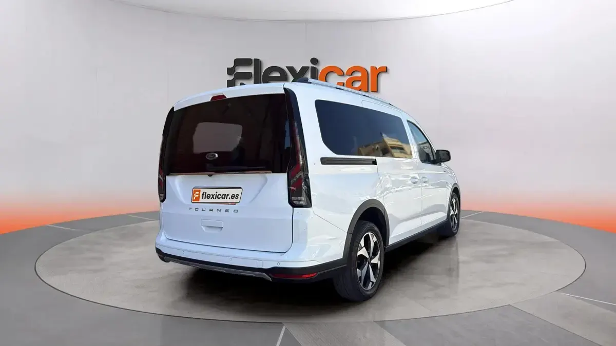 Usado Ford Grand Tourneo Connect Active 122 CV (89 kW) 2024 Blanco Monovolumen