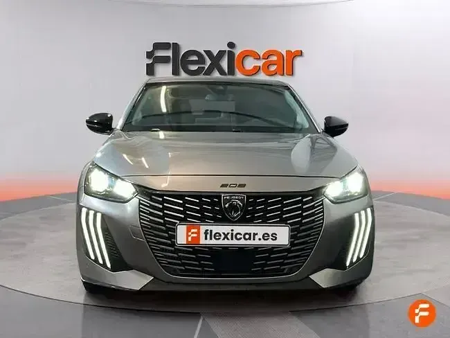 Usado Peugeot 208 Allure 110 CV (80 kW) 2025 Gris Utilitario