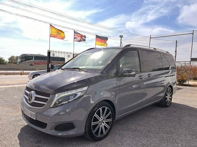Usado Mercedes V250 Avantgarde 190 CV (139 kW) 2015 Negro Monovolumen
