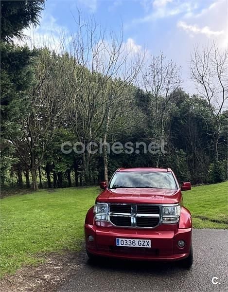 Usado Dodge Nitro SXT 177 CV (130 kW) 2010 Granate SUV