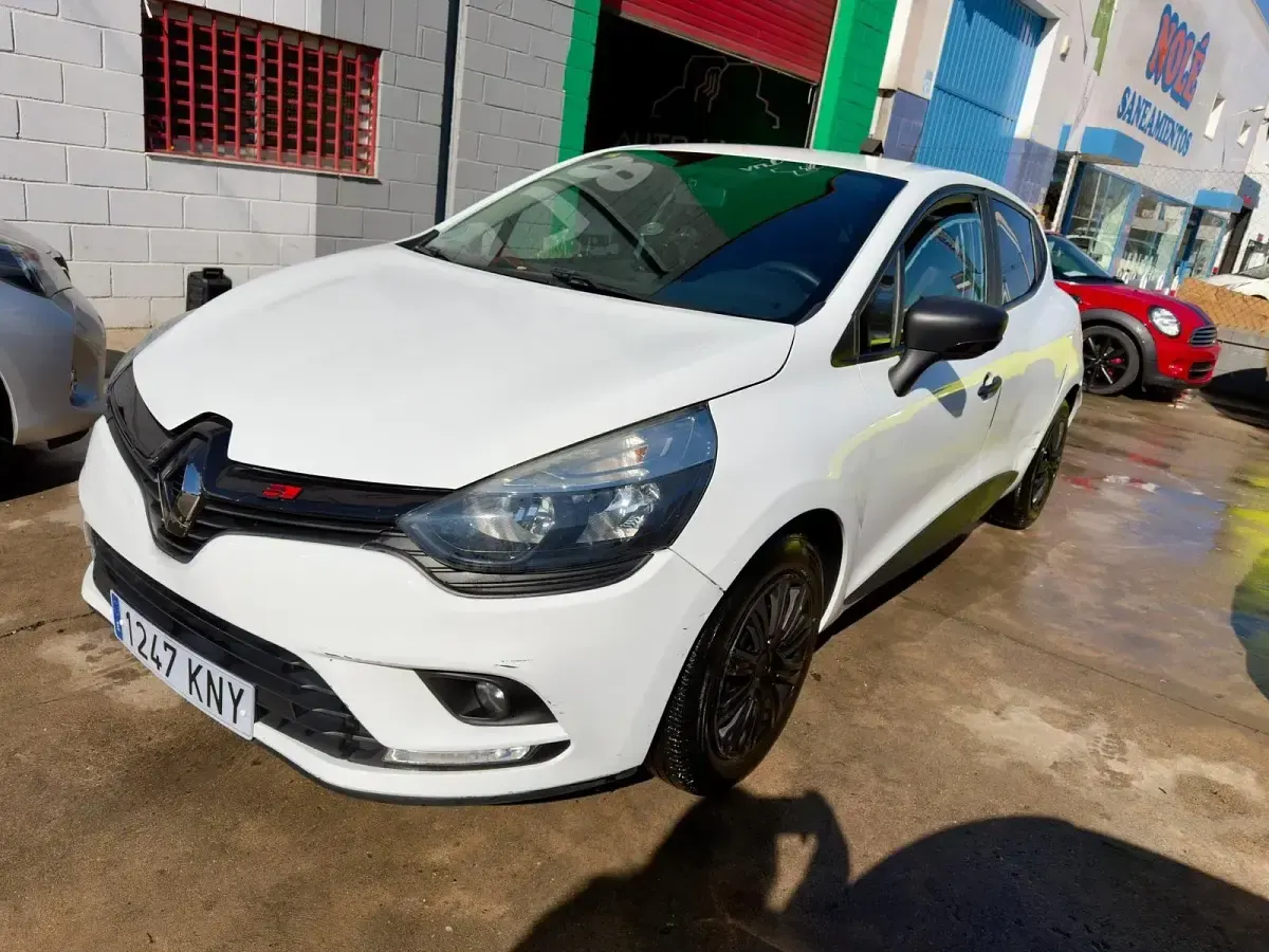 Usado Renault Clio 75 CV (55 kW) 2018 Blanco