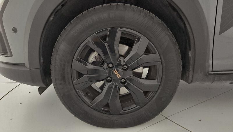 Usado Dacia Jogger Extreme 140 HP (102 kW) 2024 Cinzento Monovolume