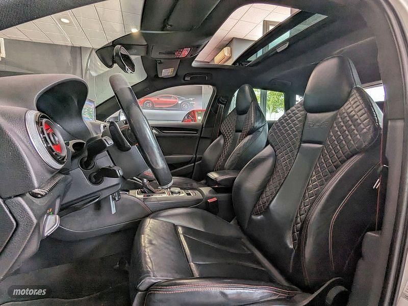 Usado Audi RS3 367 CV (269 kW) 2017 Blanco Berlina