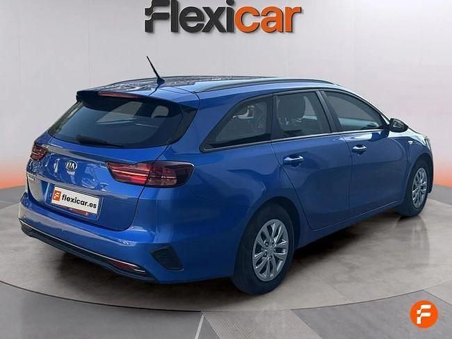 Usado Kia Ceed 120 CV (88 kW) 2020 Azul Utilitario