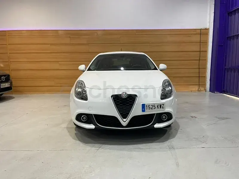 Usado Alfa Romeo Giulietta 120 CV (88 kW) 2019 Blanco Utilitario