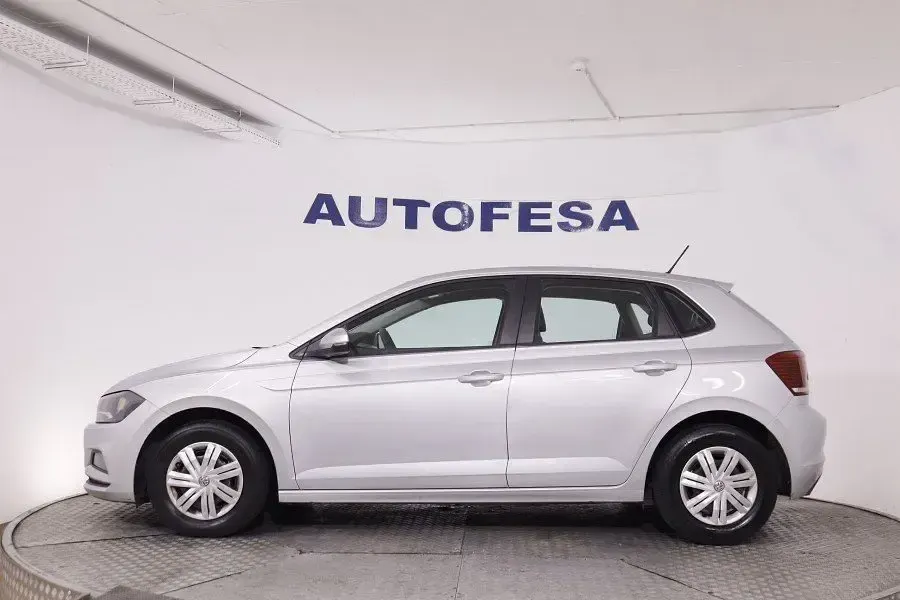 Usado VW Polo United 80 CV (58 kW) 2019 Plata Utilitario
