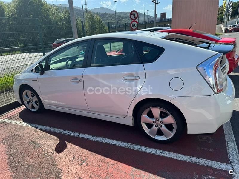 Blanco Usado 2012 Toyota Prius Advance Utilitario | 10.000 € (Precio justo) - Imagen 1/3