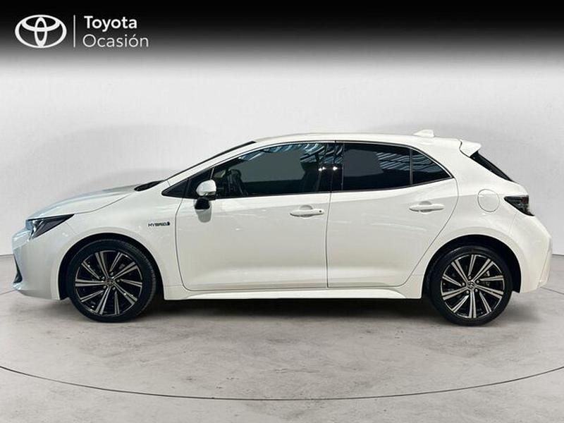 Usado Toyota Corolla Style 122 CV (89 kW) 2022 Blanco Berlina