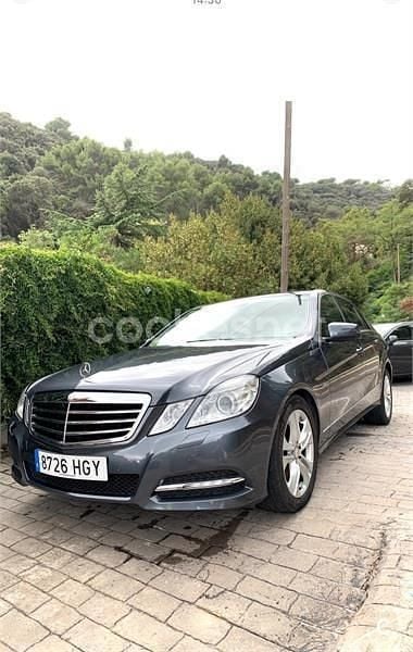 Gris / plata Usado 2010 Mercedes E250 Avantgarde Berlina | 12.900 € (Precio justo) - Imagen 1/4