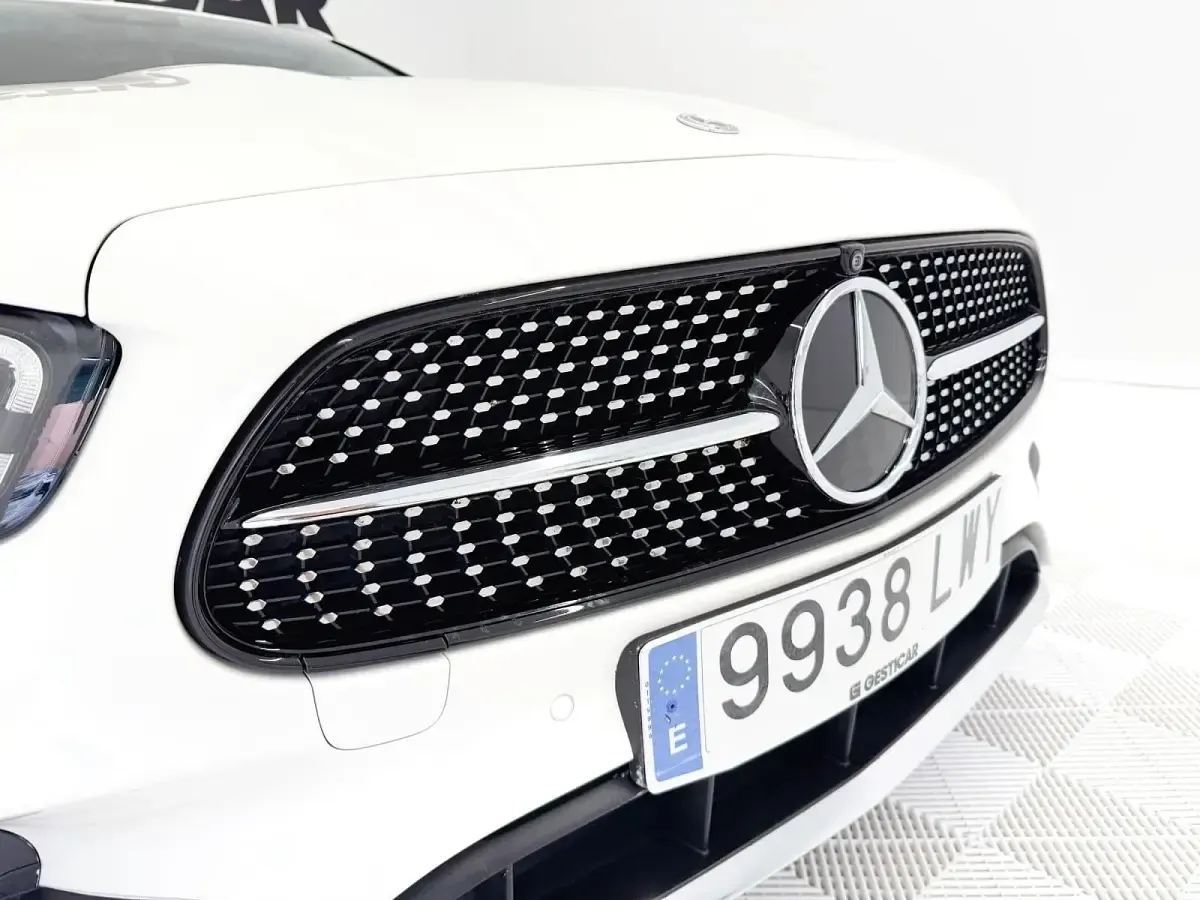 Usado Mercedes E300 320 CV (235 kW) 2022 Familiar