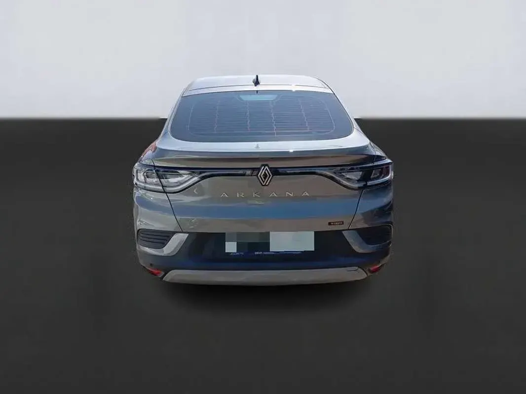 Usado Renault Arkana Techno 145 CV (106 kW) 2025 Gris SUV
