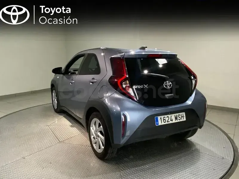 Usado Toyota Aygo X Play 72 CV (52 kW) 2024 Azul SUV