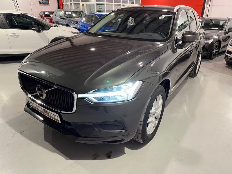 Usado Volvo XC60 Momentum 190 CV (139 kW) 2019 Gris SUV