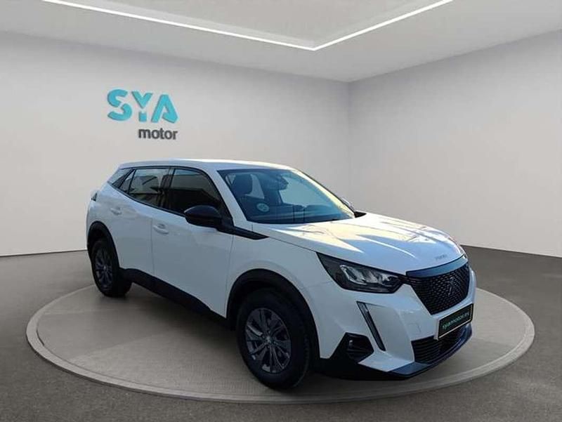 Usado Peugeot 2008 Active 110 CV (80 kW) 2022 Blanco SUV