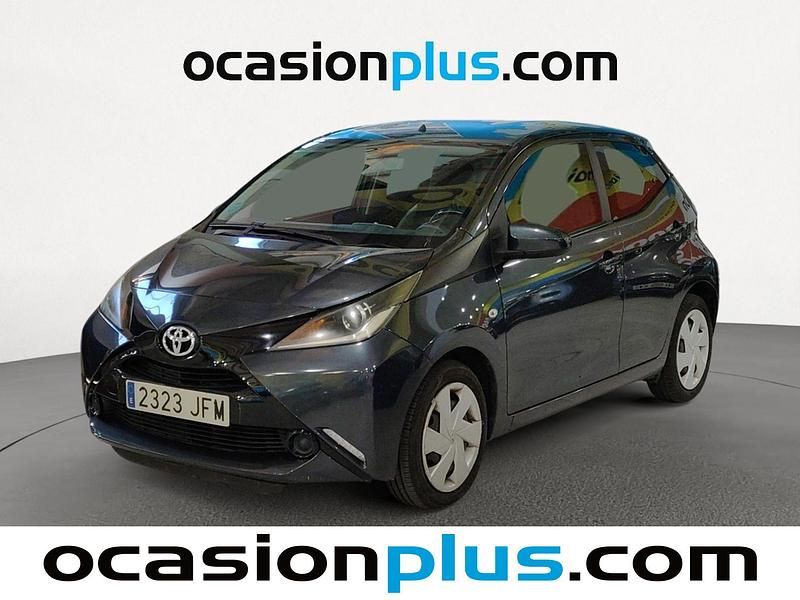 Gris Usado 2015 Toyota Aygo Business Edition Utilitario | 8450 € (Precio justo) - Imagen 1/4