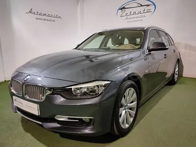 Usado BMW 320 Comfort Edition 184 CV (135 kW) 2013 Gris / plata Familiar