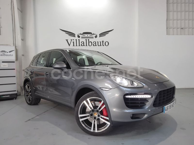 Gris / plata Usado 2014 Porsche Cayenne Turbo SUV | 32.999 € - Imagen 1/4