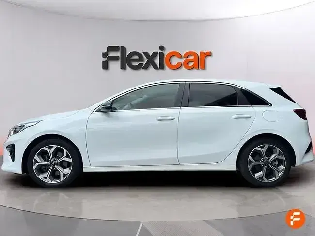 Usado Kia Ceed GT GT-Line 140 CV (102 kW) 2018 Blanco Berlina