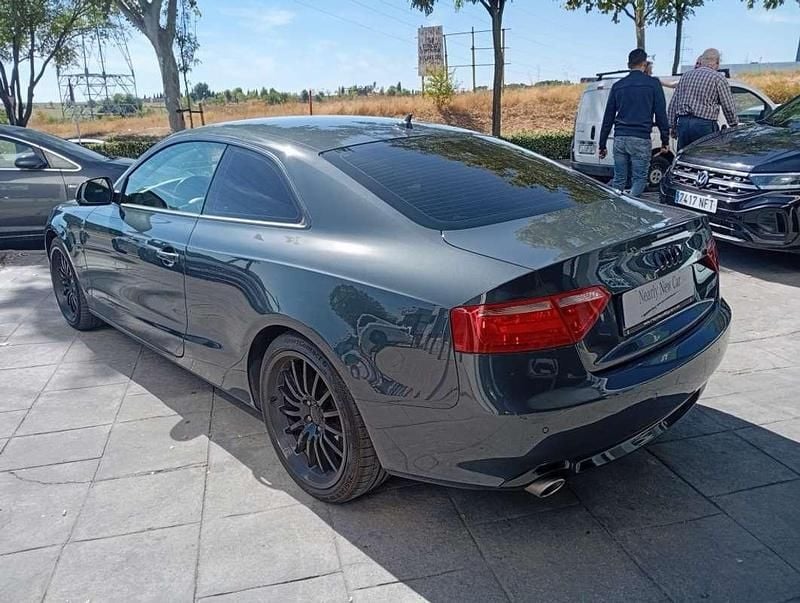 Usado Audi A5 190 CV (139 kW) 2010 Gris / plata Coupe