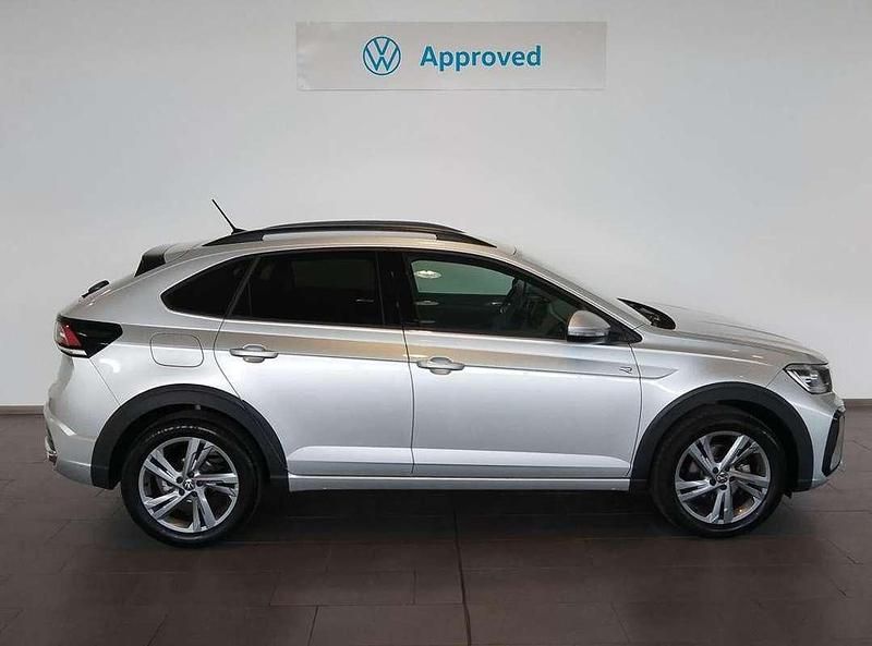 Usado VW Taigo R-line 116 CV (85 kW) 2024 Plateado SUV