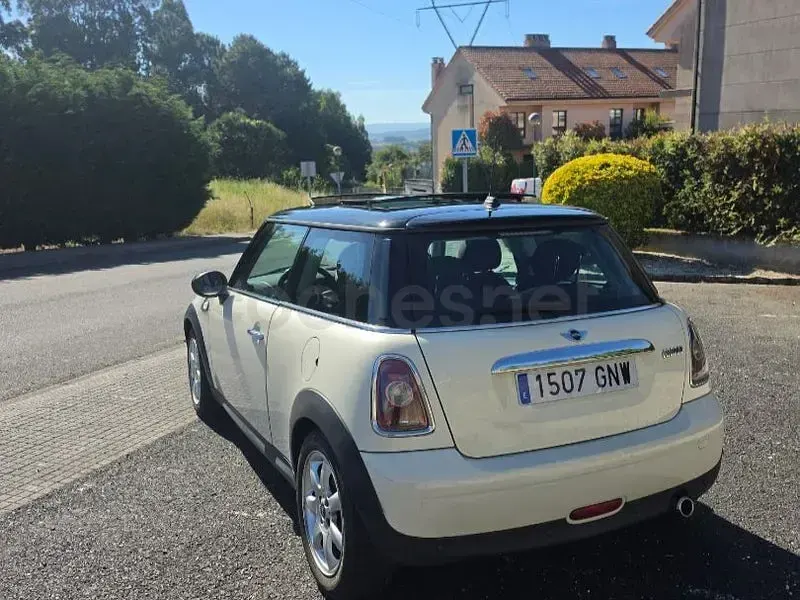 Usado Mini Cooper 120 CV (88 kW) 2009 Blanco Utilitario