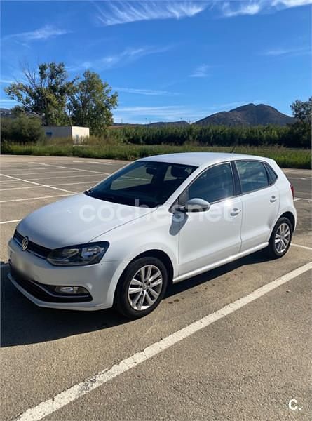 Blanco Usado 2017 VW Polo Berlina | 9750 € (Buen precio) - Imagen 1/4