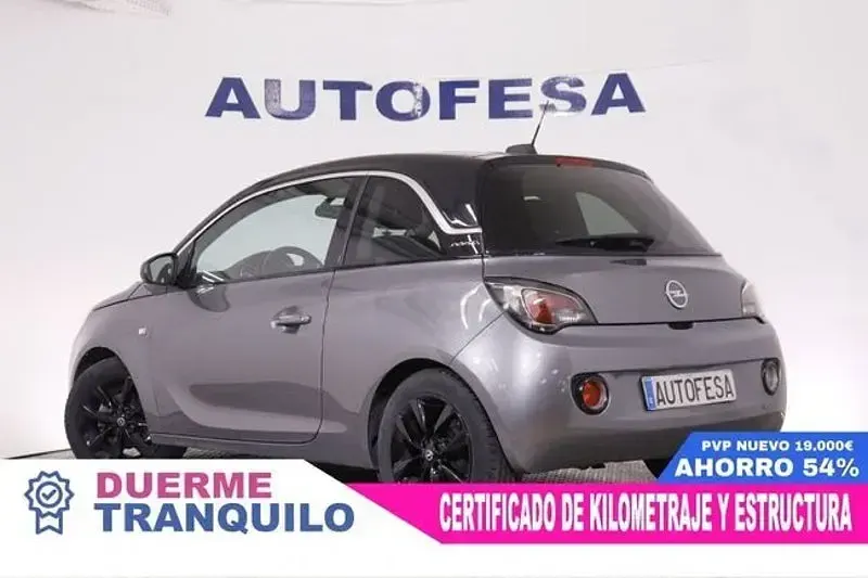 Usado Opel Adam Glam 87 CV (63 kW) 2018 Gris / plata Utilitario