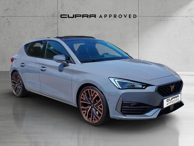 Gris Usado 2021 Cupra Leon | 29.900 € (Un poco caro) - Imagen 1/4