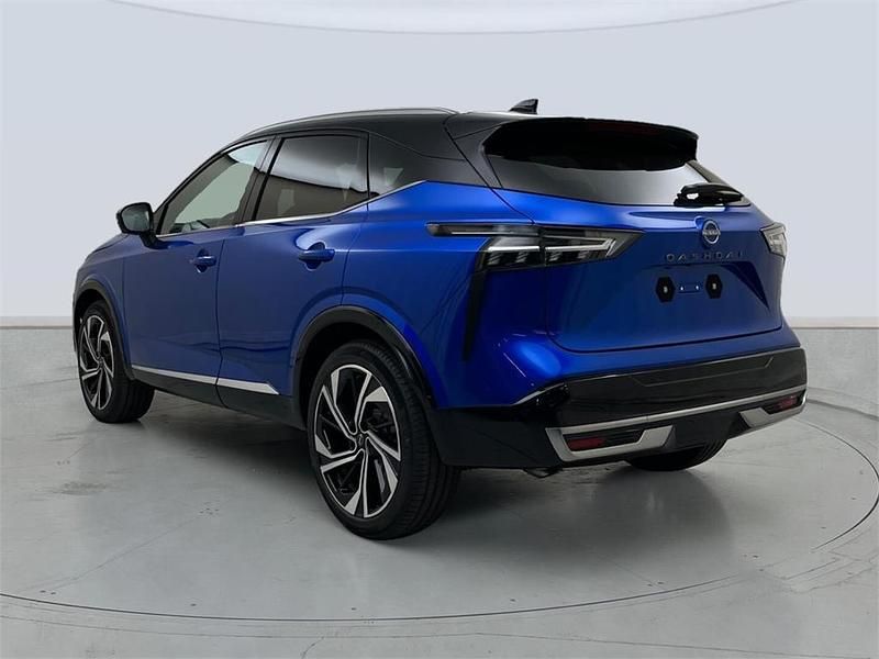 Nuevo Nissan Qashqai Tekna 158 CV (116 kW) 2025 Magnetic blue + black neg SUV