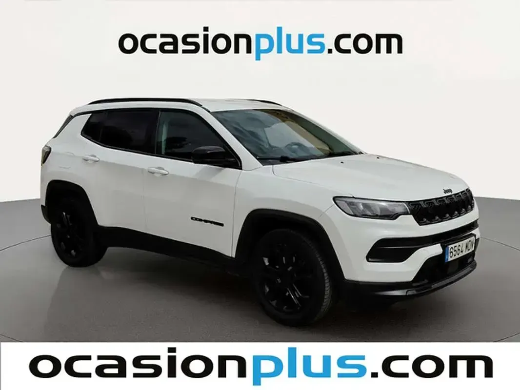Usado Jeep Compass Night Eagle 129 CV (94 kW) 2023 Blanco SUV